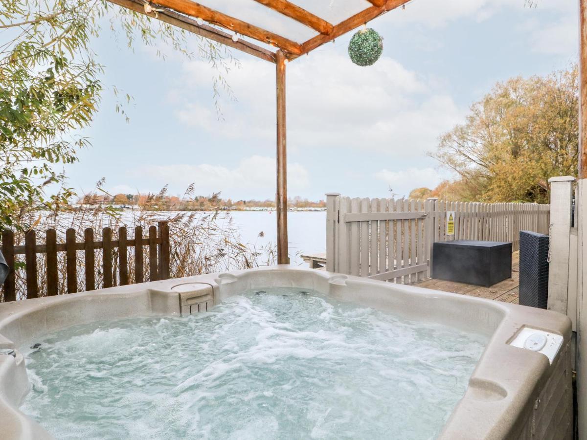 Teal Lodge Таттершолл Экстерьер фото