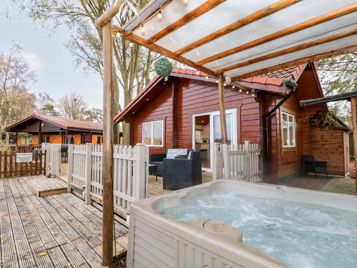 Teal Lodge Таттершолл Экстерьер фото